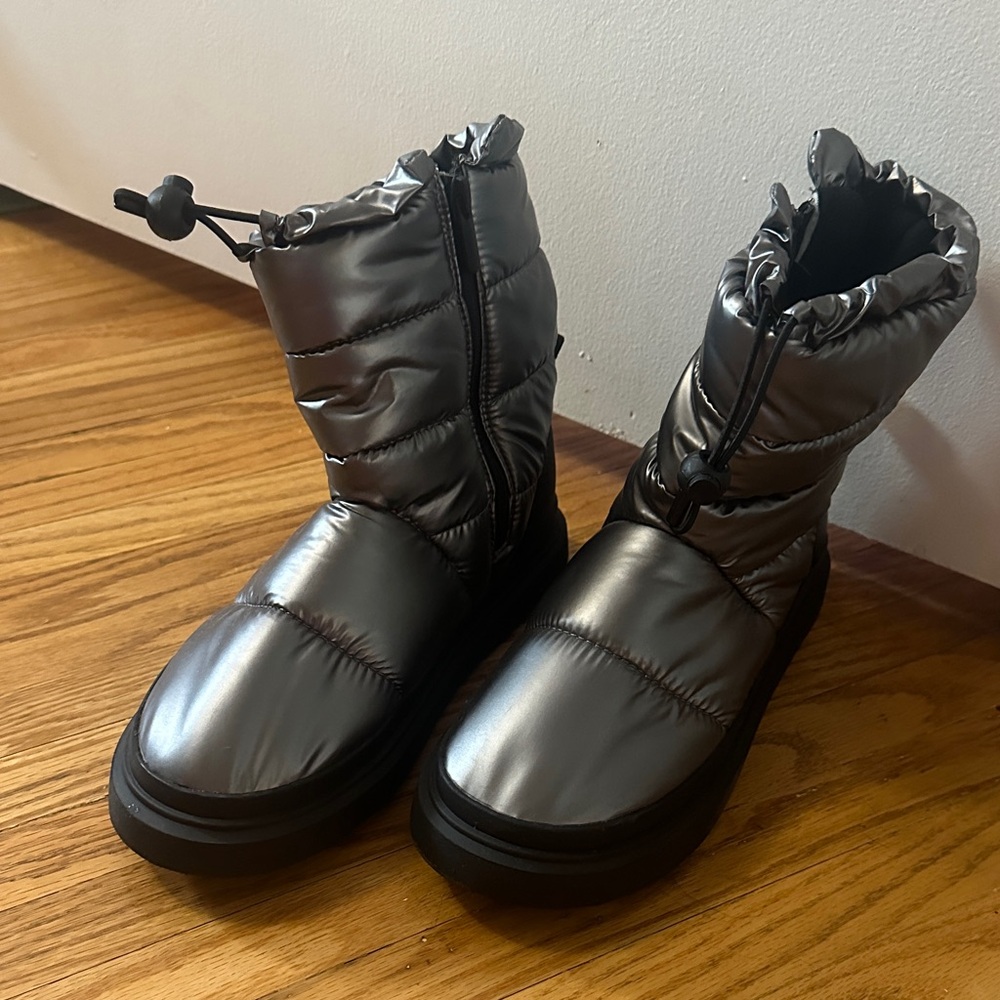 Zara Silver Winter Boots